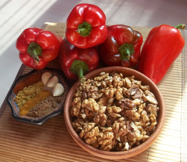 ingredients-for-sweet-peppers-with-walnuts-recipe