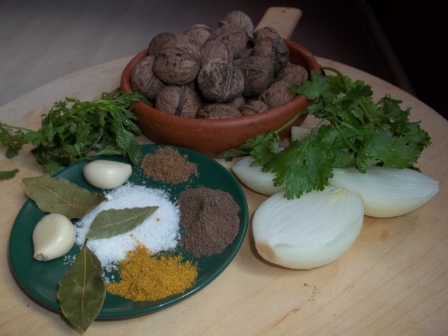 Ingredients for Lobio with Nuts Recipe