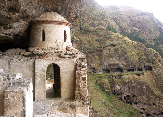 Vanis Kvabebi cave monastery. Photo courtesy of National Agency for Cultural Heritage Preservation of Georgia 
